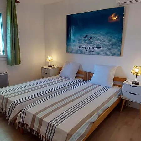 Iris 4 Etoiles - Climatisation - Piscine -axelle Loc'appart בית נופש